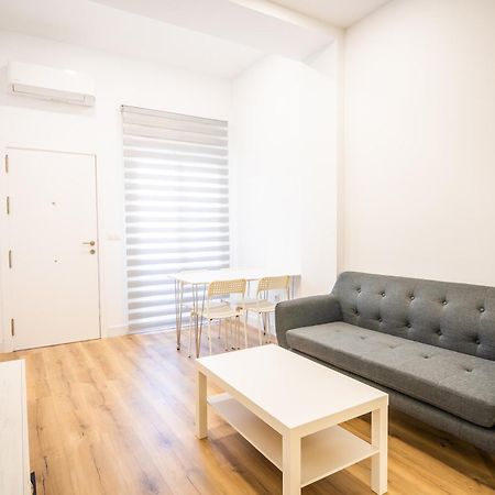 Apartamentos Mirablau 아구아둘세 객실 사진